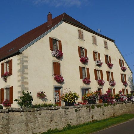 Bed and Breakfast Le P'tit Bonheur à Chilly-sur-Salins Extérieur photo